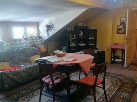 Apartament de vânzare 2 camere, în Sinaia, zona Castelul Peles
