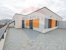Apartament de vânzare 2 camere în Brasov, Tractorul