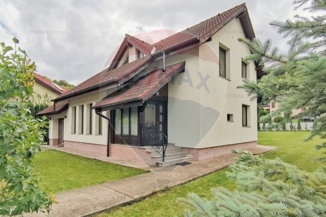 Casa cocheta 4 camere, Cartier Noua