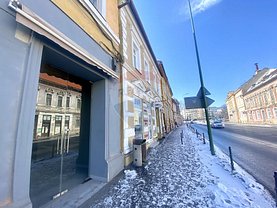 Închiriere spaţiu comercial