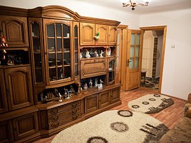Apartament de închiriat 3 camere, în Suceava, zona Burdujeni