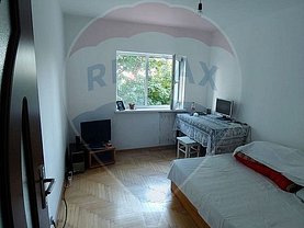 Apartament de vânzare 3 camere, în Suceava, zona Obcini