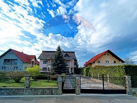 Casa de vânzare 14 camere, în Rădăuţi, zona Vest