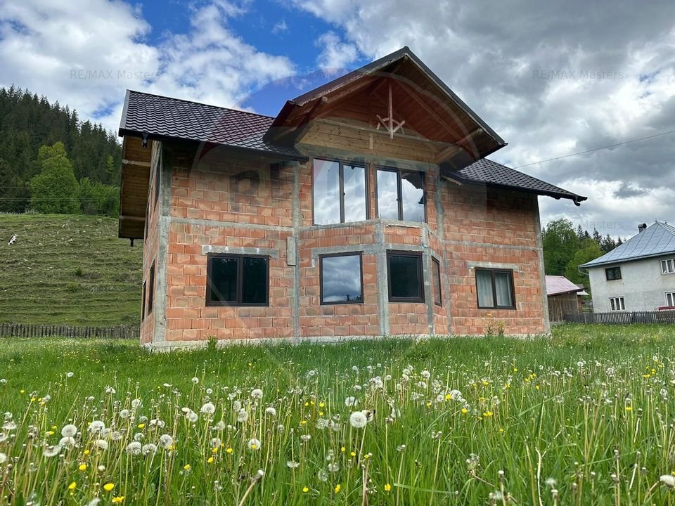 Casa / Vila de vanzare Rasca/Moldovita Bucovina