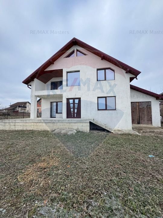 Casa / Vila de vanzare MIHOVENI