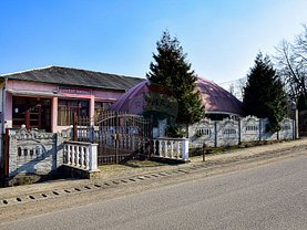 Vânzare spaţiu comercial