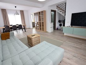 Casa de închiriat 3 camere, în Domneşti