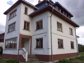 Casa de vânzare 20 camere, în Rădăuţi, zona Central