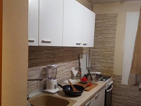 Apartament de vânzare 2 camere, în Bucureşti, zona Gorjului