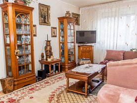Apartament de vânzare 4 camere, în Bucureşti, zona Rahova