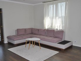 Casa de închiriat 3 camere, în Dragomireşti-Vale
