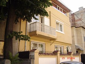 Casa de vânzare 11 camere, în Bucureşti, zona Unirii