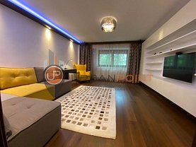 Apartament de vânzare 3 camere, în Bucureşti, zona Unirii