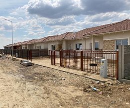 Casa de vânzare 4 camere, în Moşniţa Nouă