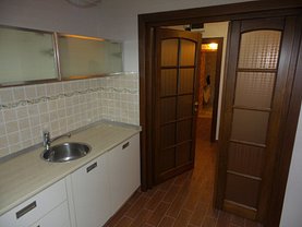 Apartament de vânzare 2 camere, în Focşani, zona Ultracentral