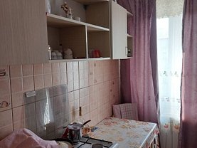 Apartament de vânzare 2 camere, în Focşani, zona Sud