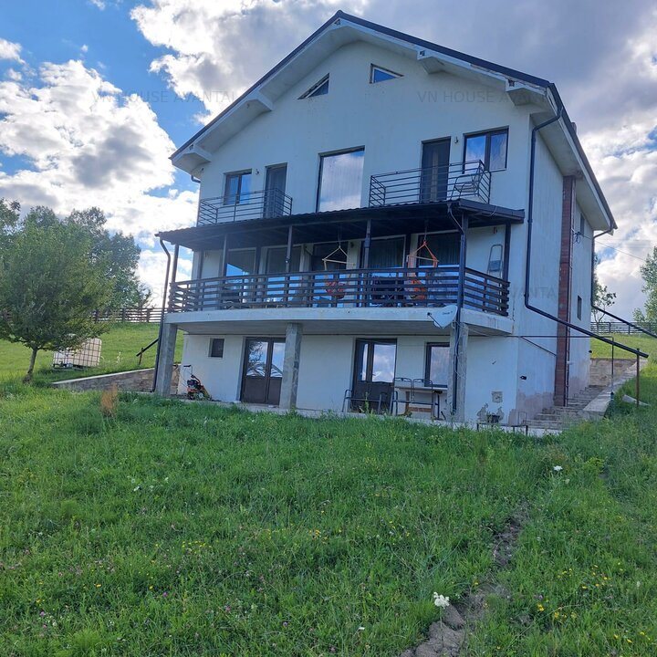 Casa de locuit sau de vacanta