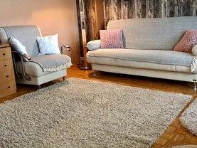 Apartament de vânzare 4 camere, în Braşov, zona Astra