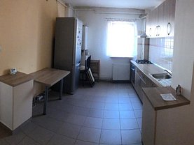 Apartament de închiriat 2 camere, în Braşov, zona Răcădău