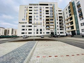Apartament de vânzare 2 camere, în Braşov, zona Tractorul