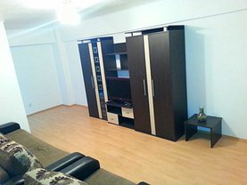 Apartament de închiriat 2 camere, în Braşov, zona Centrul Civic