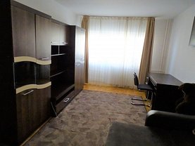 Apartament de închiriat 3 camere, în Braşov, zona Griviţei