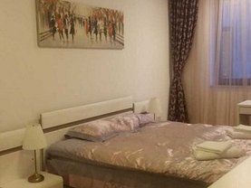 Apartament de închiriat 3 camere, în Braşov, zona Centrul Civic