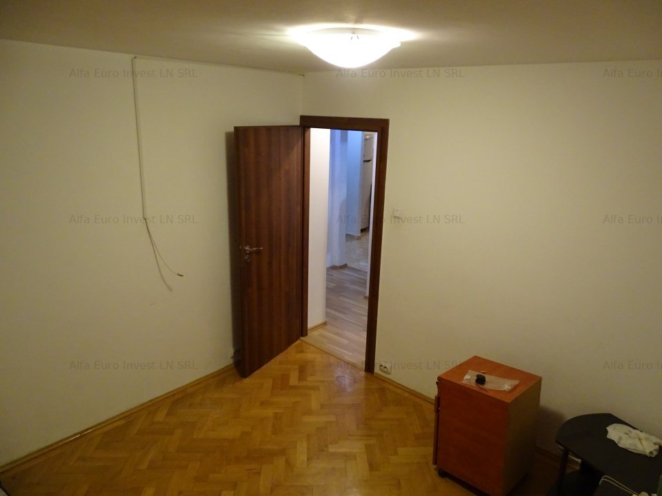 Apartament 4 Camere - Zona Paraului / Carpatilor - imaginea 1