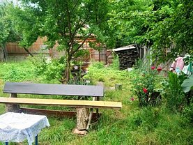Casa de vânzare 3 camere, în Braşov, zona Vlahuţă