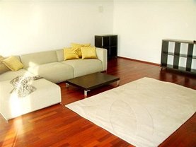 Apartament de vânzare 3 camere, în Bucureşti, zona Băneasa