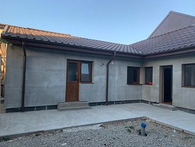 Casa de vânzare 3 camere, în Pantelimon, zona Est