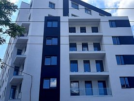 Apartament de vânzare 3 camere, în Bucuresti, zona Vatra Luminoasa