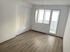 Apartament de vânzare 2 camere, în Bucuresti, zona Mihai Bravu
