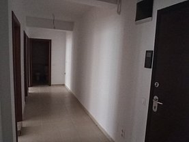 Apartament de vânzare 3 camere în Bucuresti, Decebal