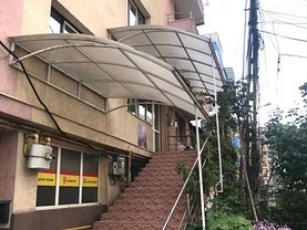 Închiriere spaţiu comercial