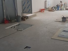 Vânzare spaţiu comercial