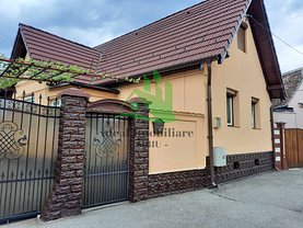 Casa de vânzare 5 camere, în Sibiu, zona Central