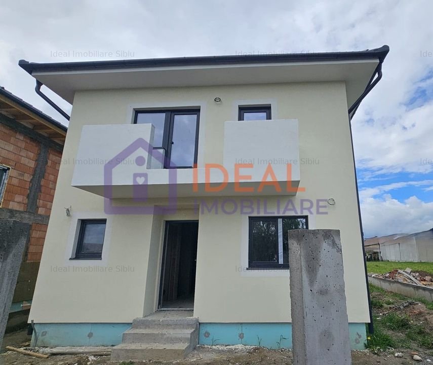 Casa Individuala cu 4 camere si gradina, in Cristian