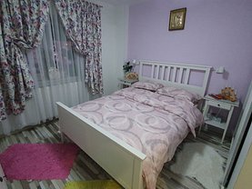 Apartament de vânzare 2 camere, în Târgovişte, zona Micro 12