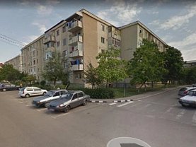 Apartament de vânzare 3 camere, în Motru, zona Central