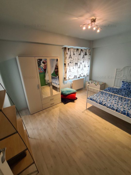 Vanzare apartament 3 camere, mobilat si utilat de lux, Targoviste, Classpark - imaginea 13