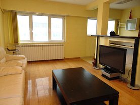 Apartament de vânzare 3 camere, în Bucureşti, zona Bucur Obor
