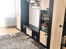 Apartament de vânzare 3 camere, în Bucureşti, zona Timpuri Noi