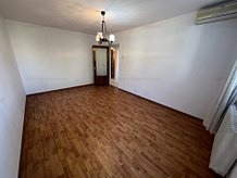 Apartament de vânzare 3 camere în Bucuresti, P-ta Resita