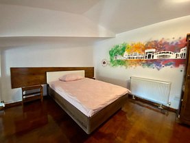 Casa de închiriat 8 camere, în Bucuresti, zona Pipera