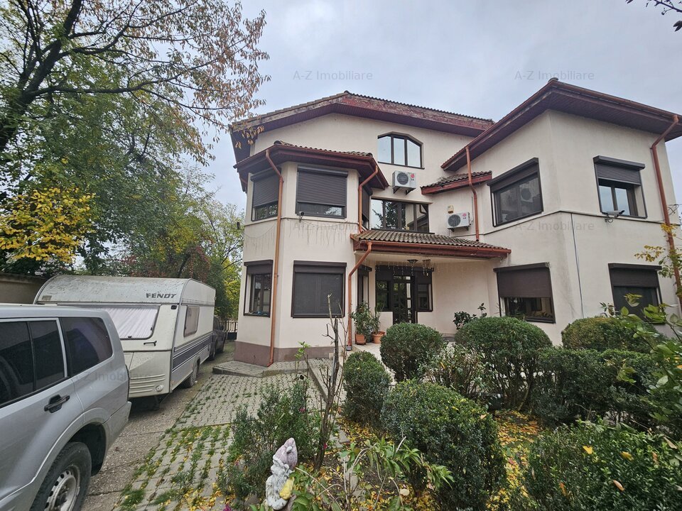 Vanzare Vila Individuala - Vedere la Lac - Snagov