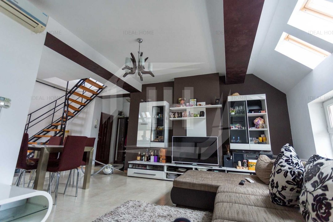 Apartament 5 camere, 100 mp, parcare, Zona Horea