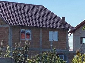 Casa de vânzare 5 camere, în Dumbrăviţa