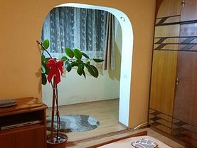Apartament de vânzare 4 camere, în Cluj-Napoca, zona Zorilor