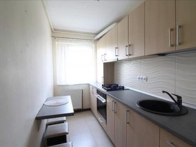 Apartament de închiriat 3 camere, în Cluj-Napoca, zona Manastur